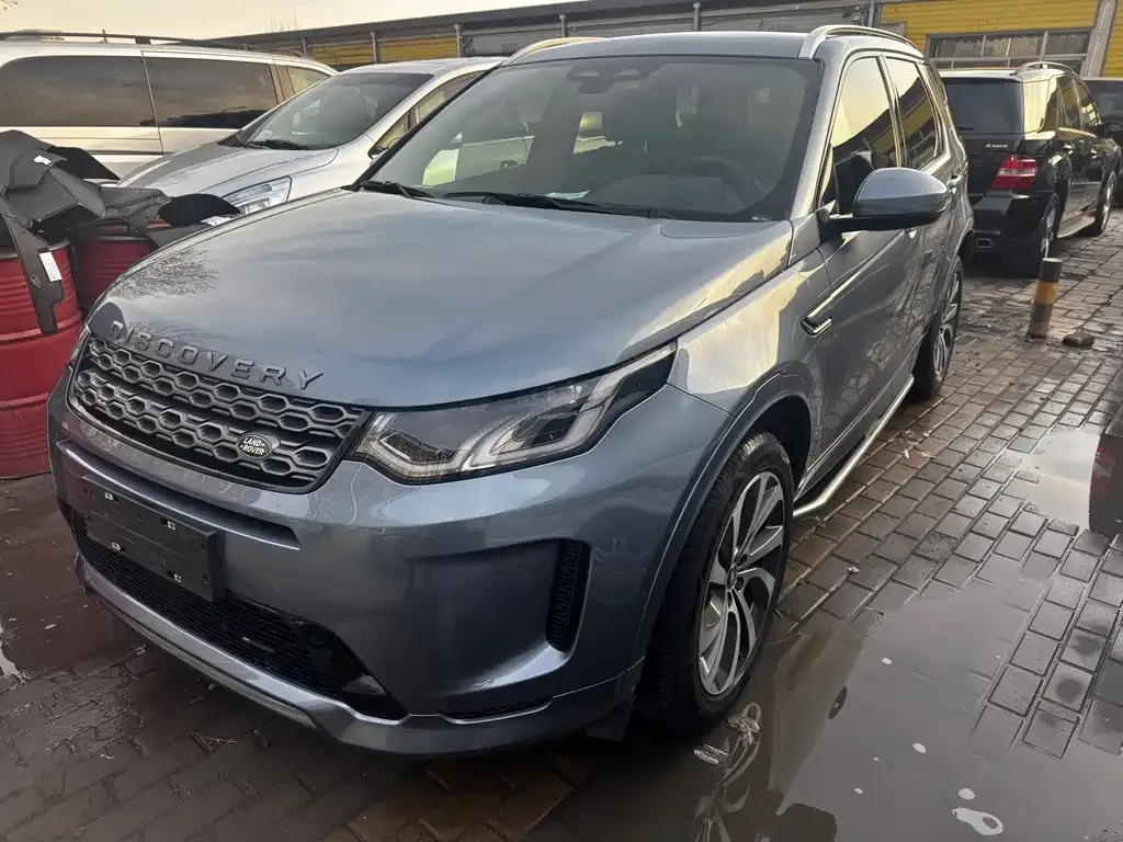 Land Rover Discovery Sport — фото 1