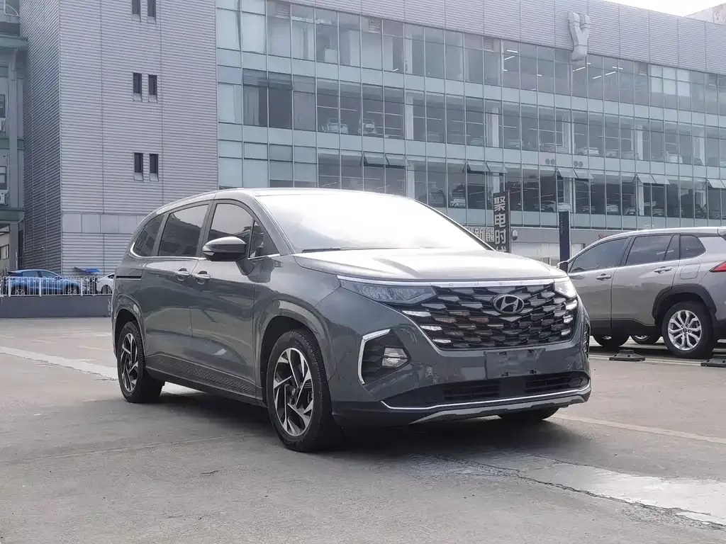 Hyundai Custo — фото 3