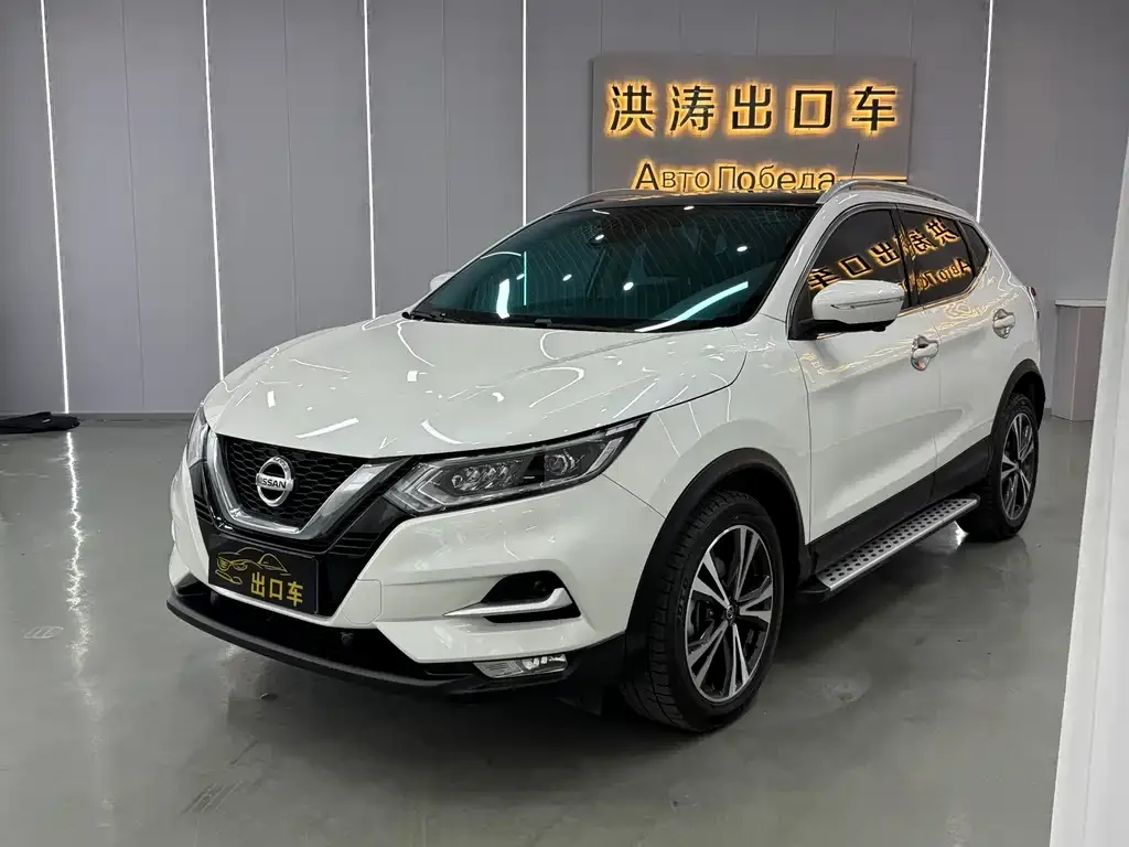 Nissan Qashqai — фото 1