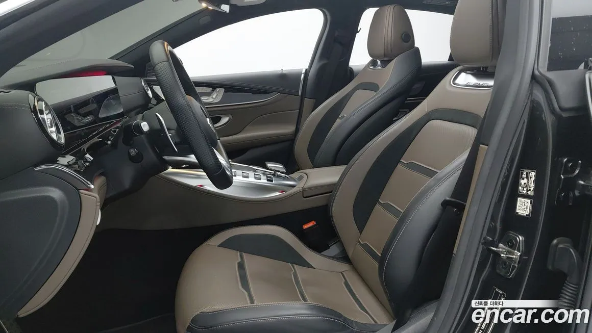 Mercedes-Benz AMG GT — фото 10