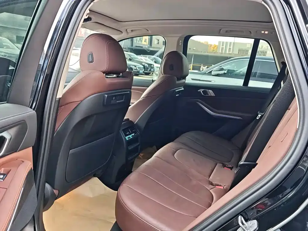 BMW X5 (Import) — фото 3