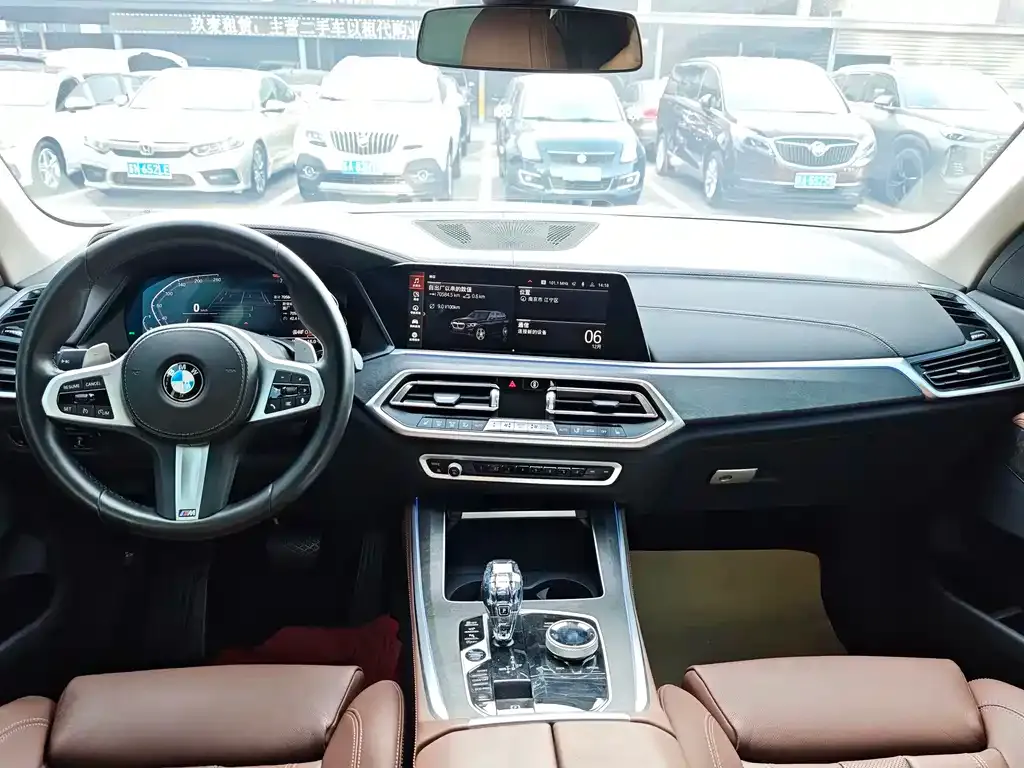 BMW X5 (Import) — фото 2