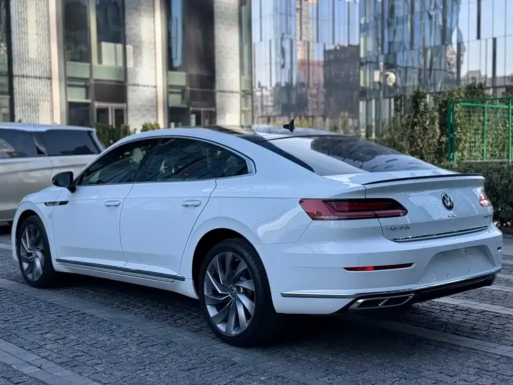 Volkswagen CC — фото 7