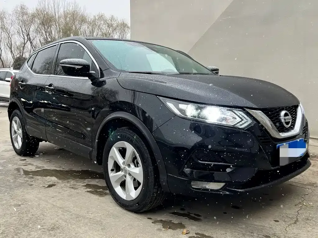 Nissan Qashqai — фото 5