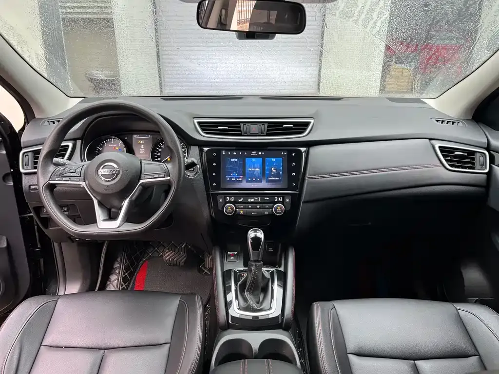 Nissan Qashqai — фото 4