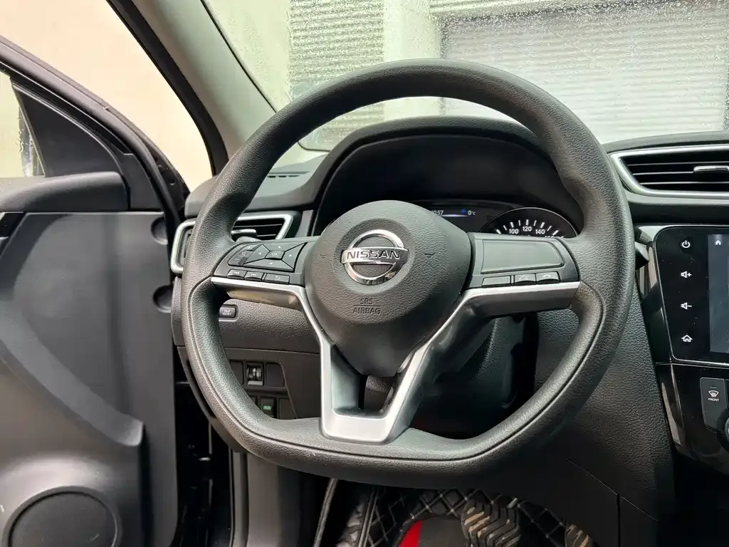 Nissan Qashqai — фото 3