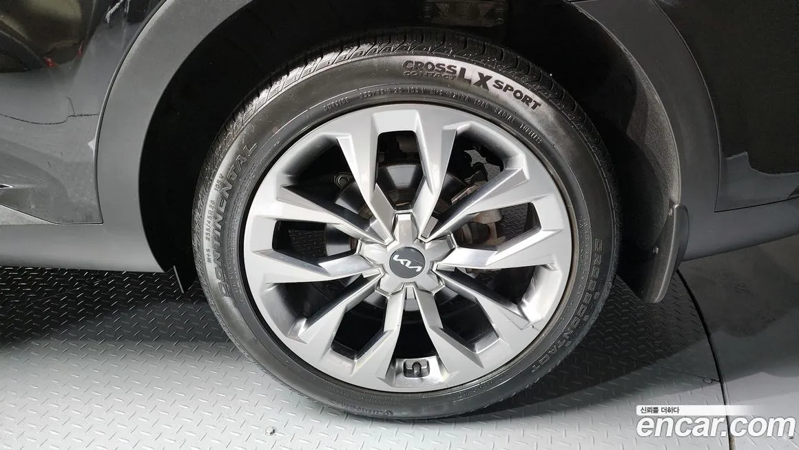 Kia Sorento — фото 7