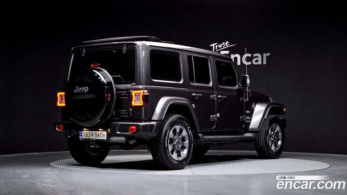 Jeep Wrangler — фото 3