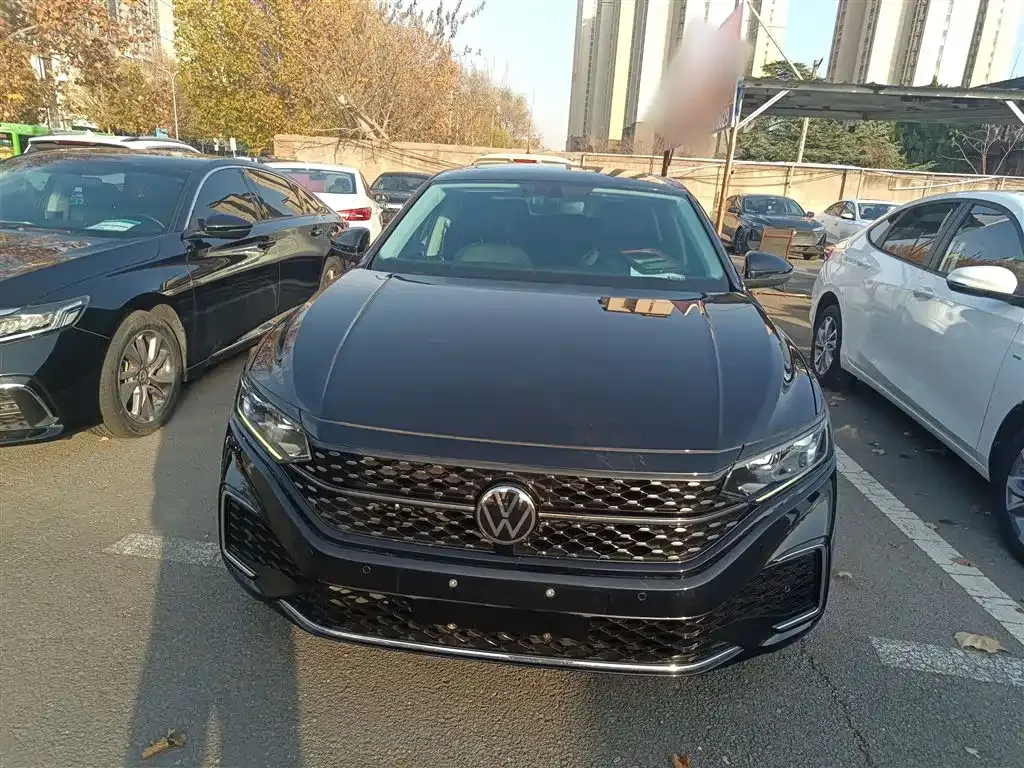 Volkswagen Passat — фото 3