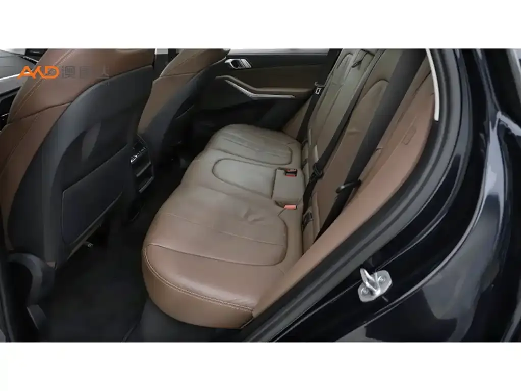 BMW X5 (Import) — фото 6