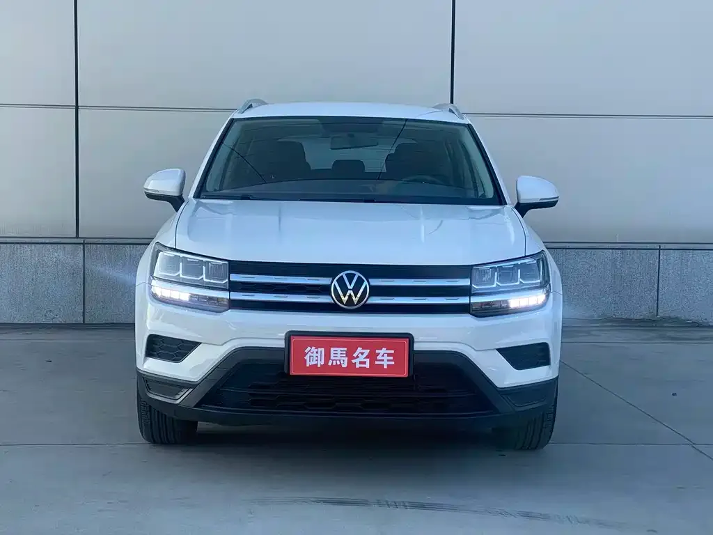 Volkswagen Tharu — фото 3