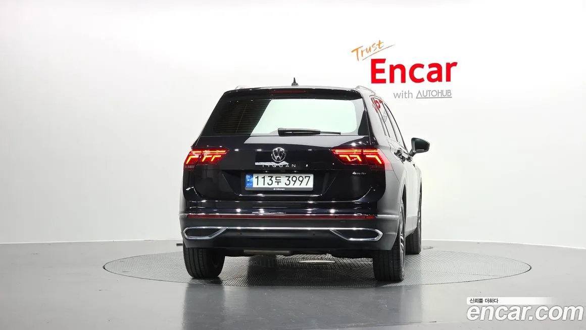 Volkswagen Tiguan — фото 7