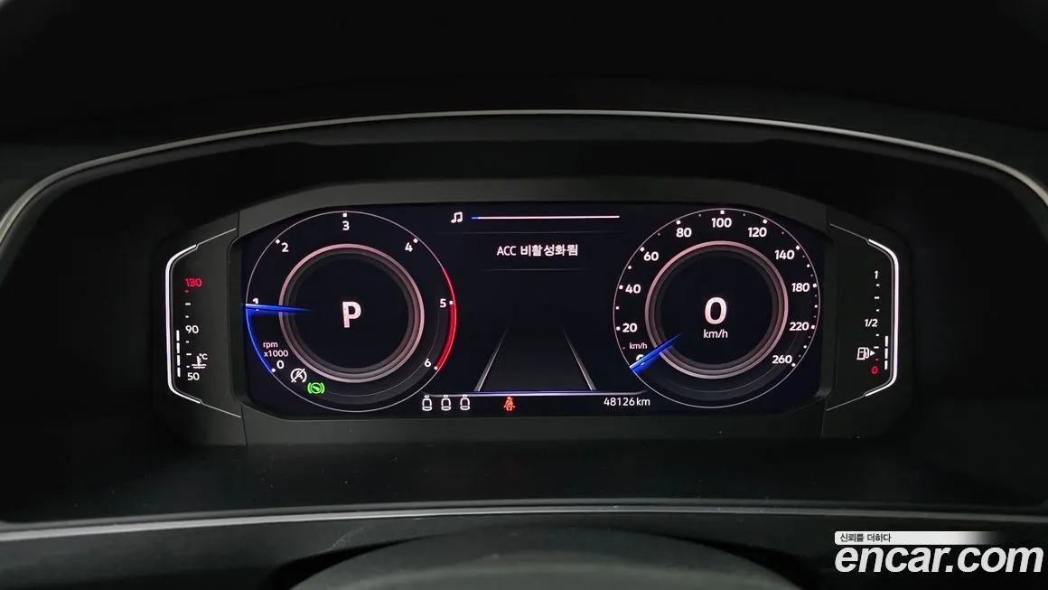 Volkswagen Tiguan — фото 4
