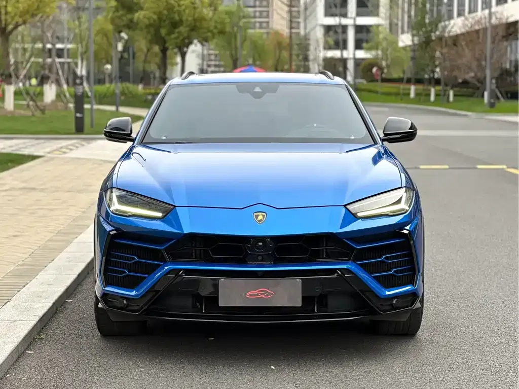 Lamborghini Urus — фото 2