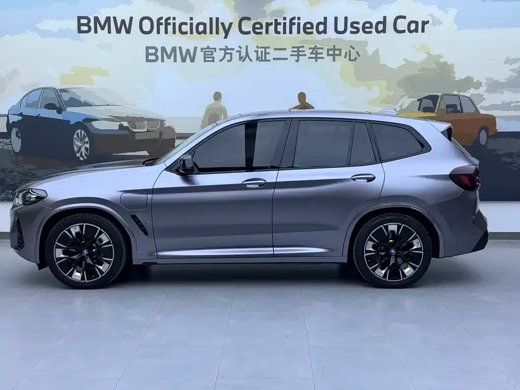 BMW iX3 — фото 2