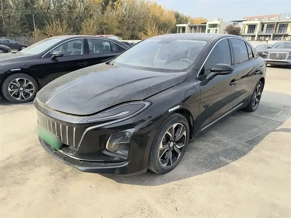 Hongqi E-QM5 — фото 1