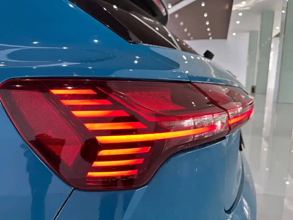 Audi e-tron (Import) — фото 3