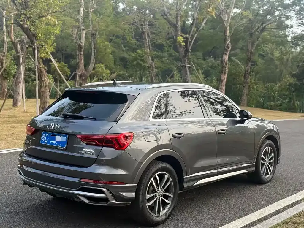 Audi Q3 — фото 7