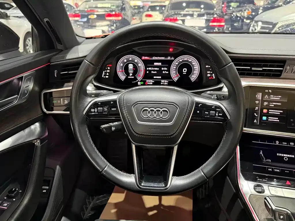 Audi A6L — фото 5