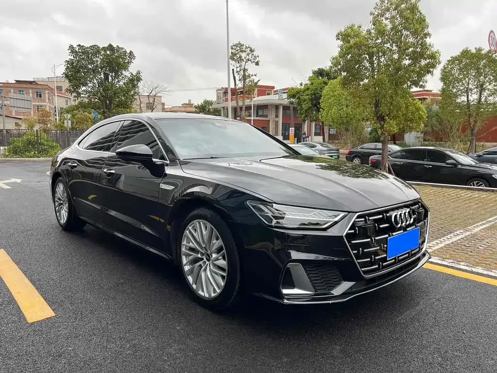 Audi A7L — фото 5