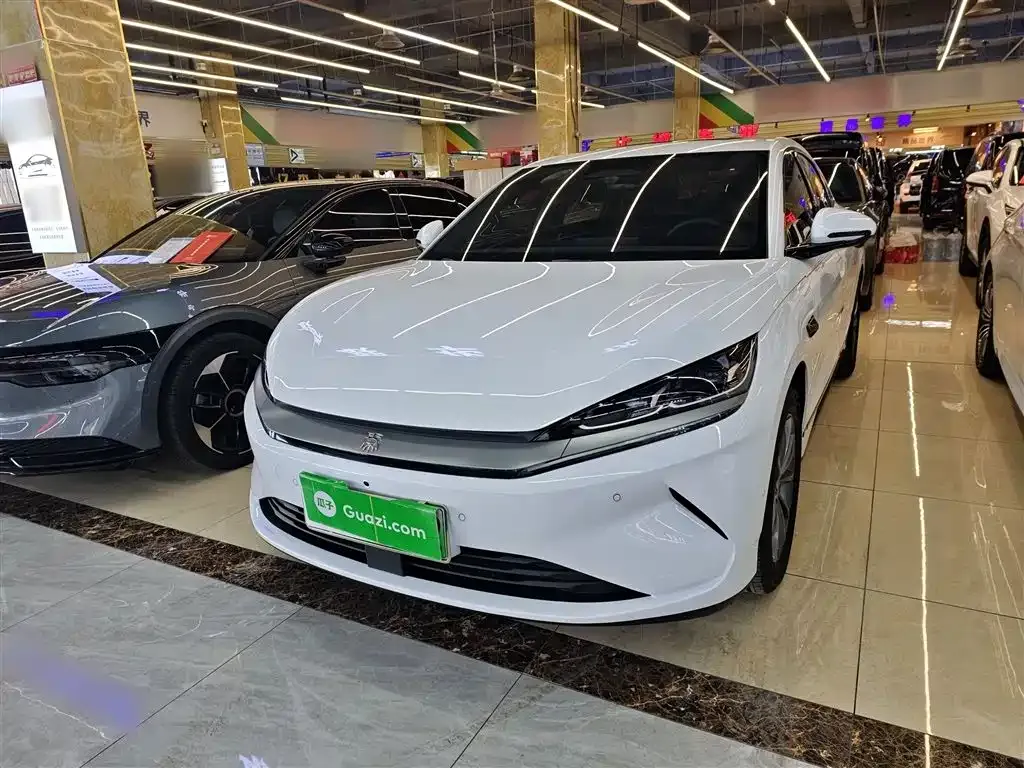 BYD Qin L — фото 2