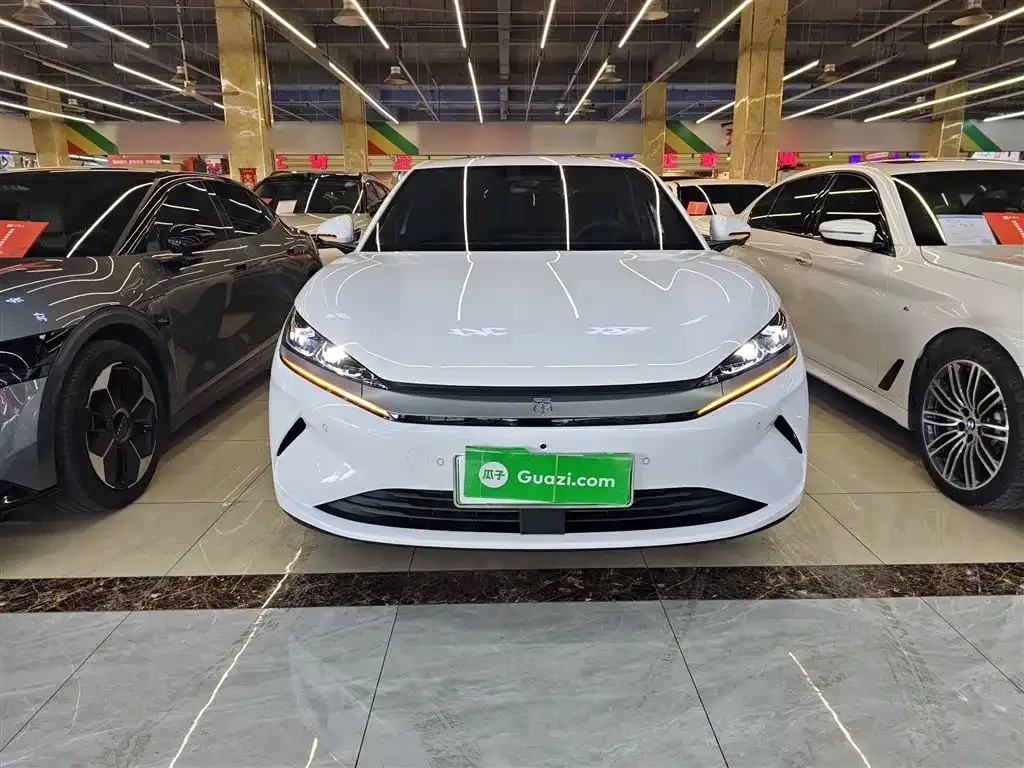 BYD Qin L — фото 3
