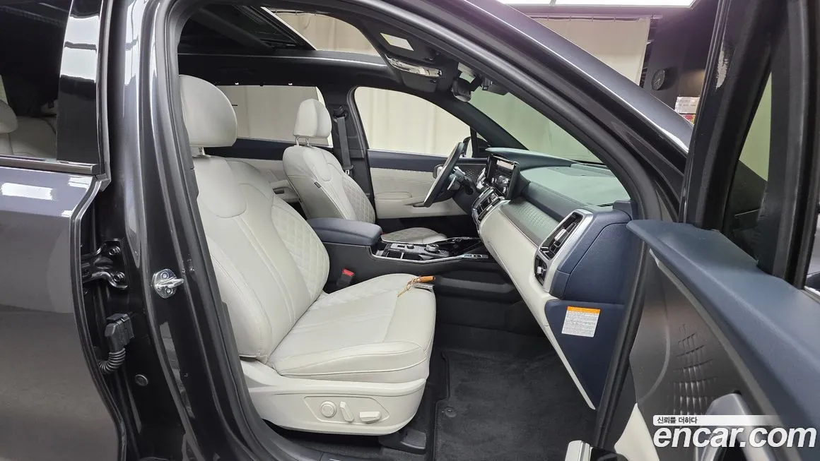 Kia Sorento — фото 6