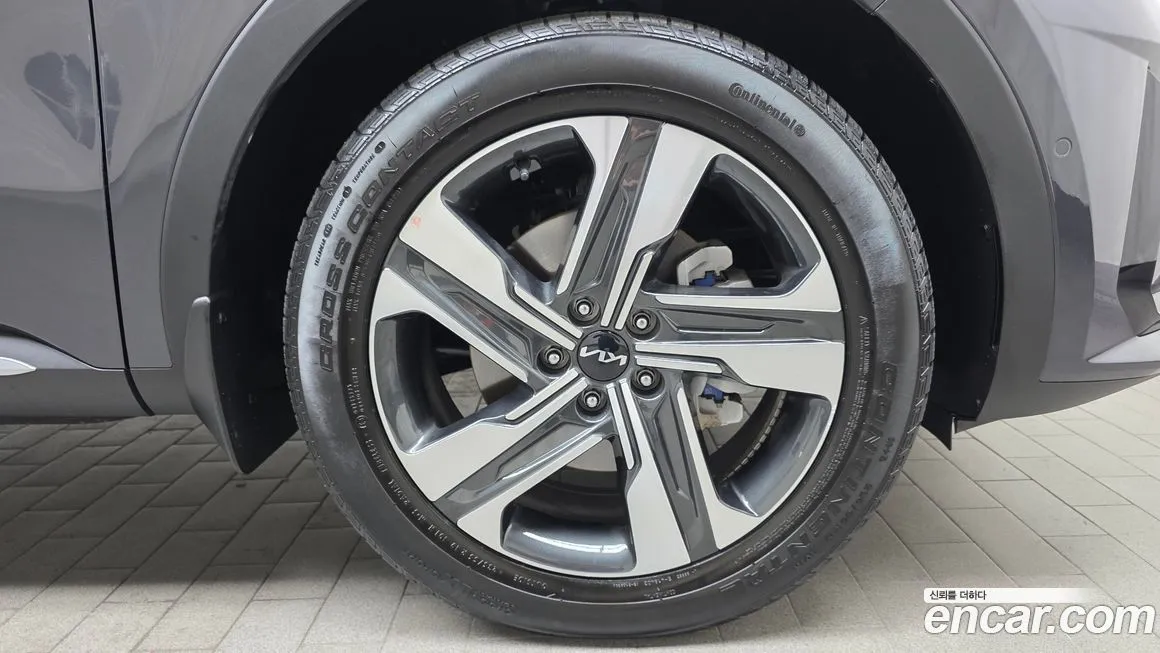 Kia Sorento — фото 9