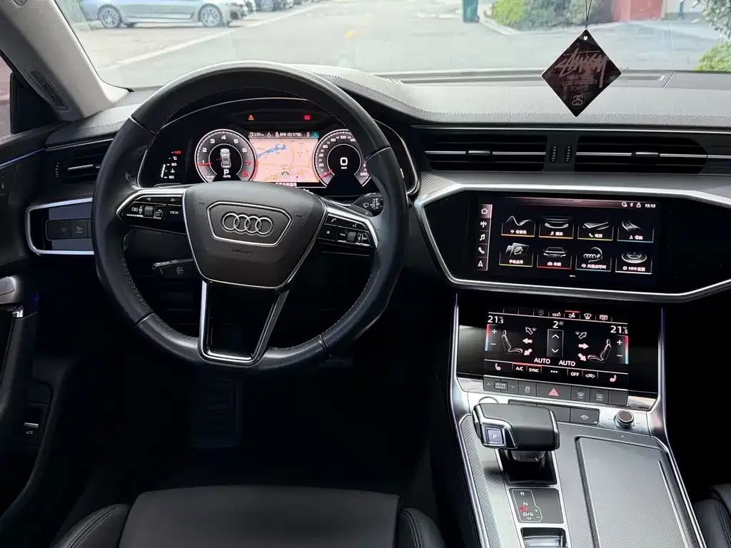 Audi A7 — фото 5