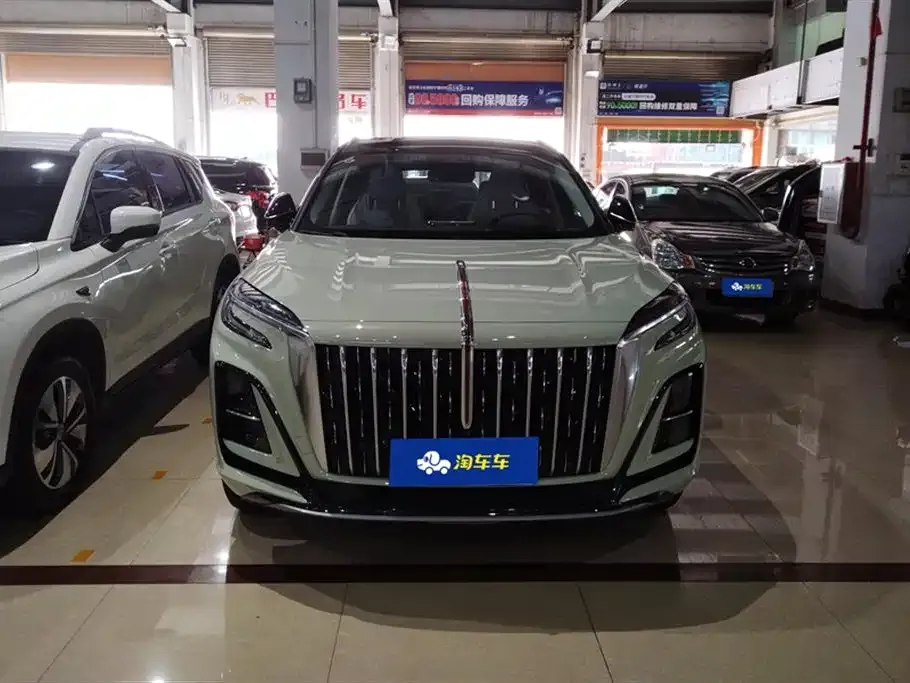Hongqi HS3 — фото 10
