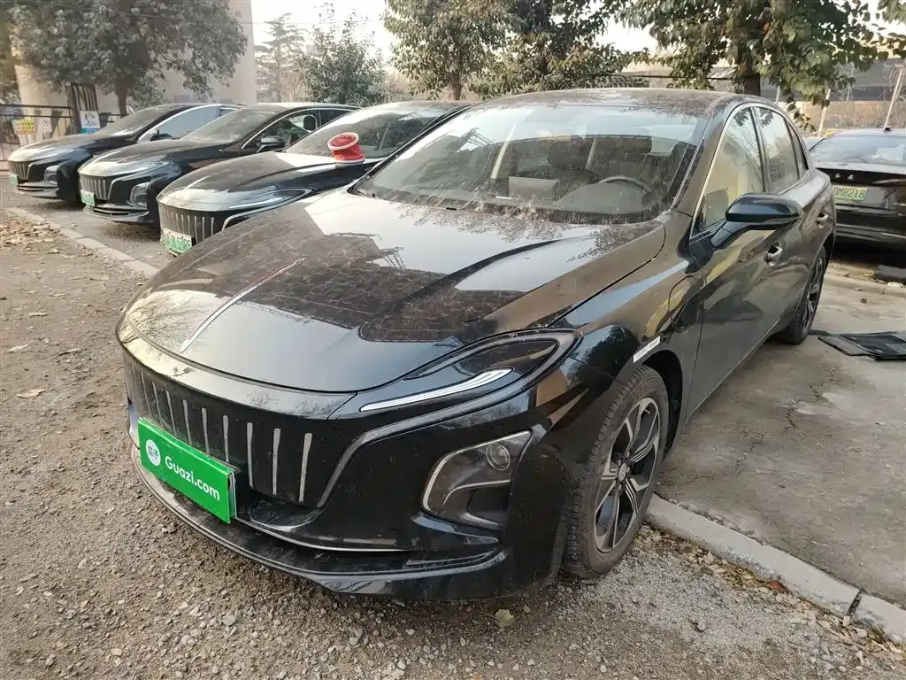 Hongqi E-QM5 — фото 10