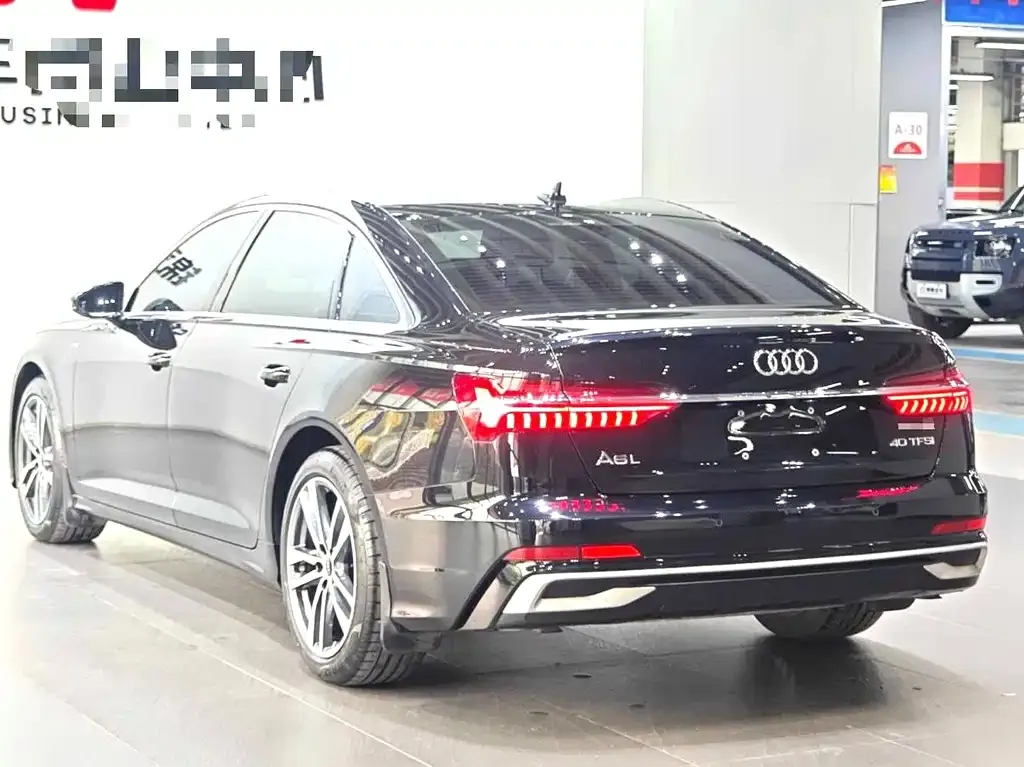 Audi A6L — фото 8