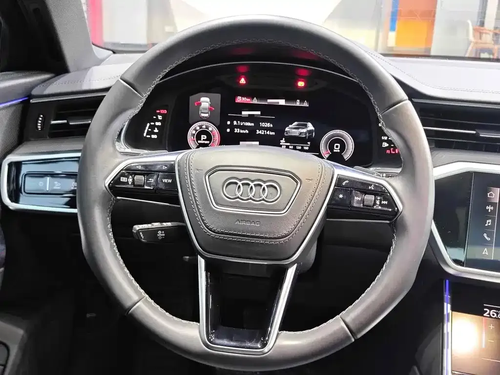 Audi A6L — фото 6