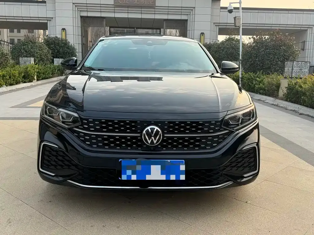Volkswagen Passat — фото 3