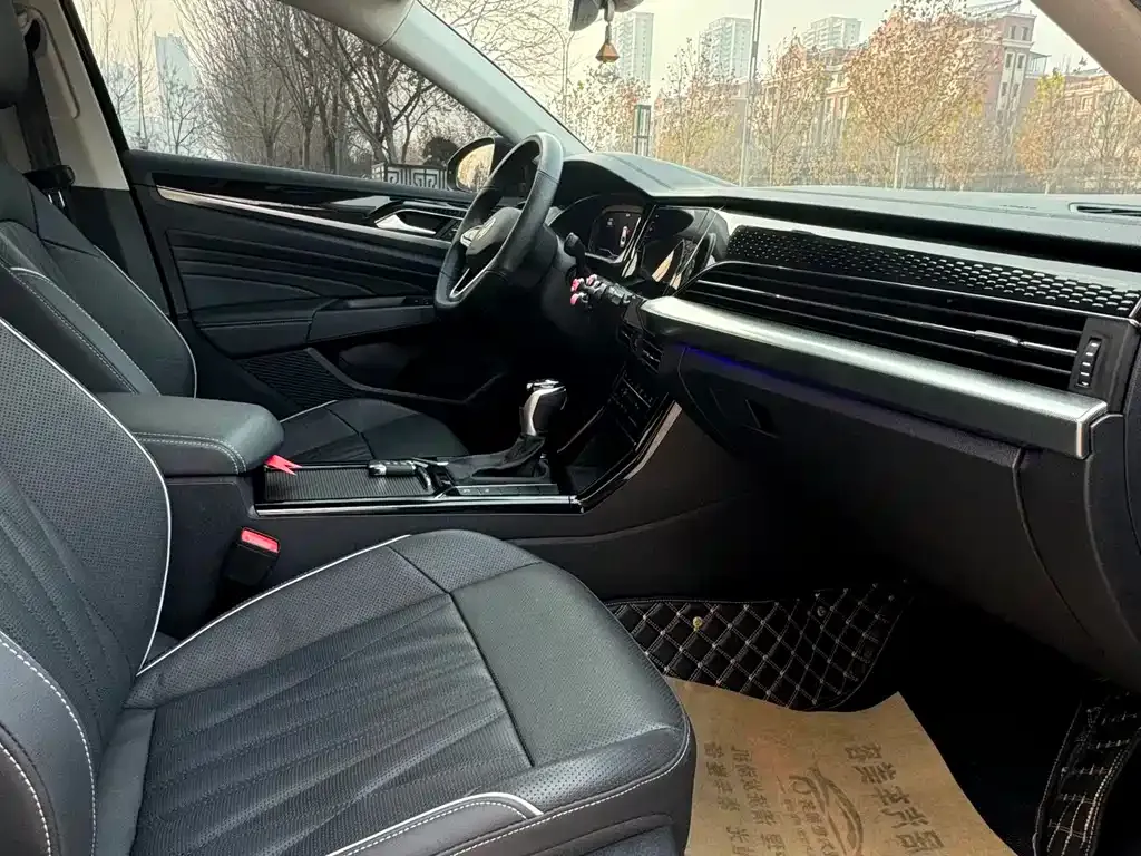 Volkswagen Passat — фото 9