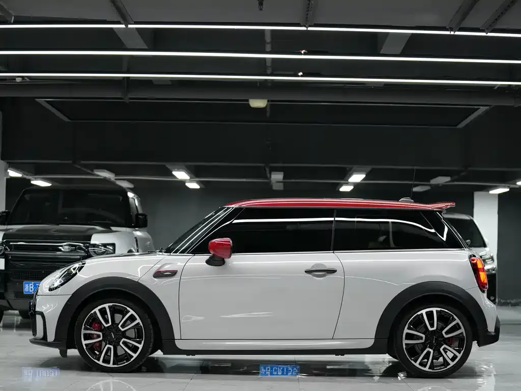 MINI JCW (John Cooper Works) — фото 8