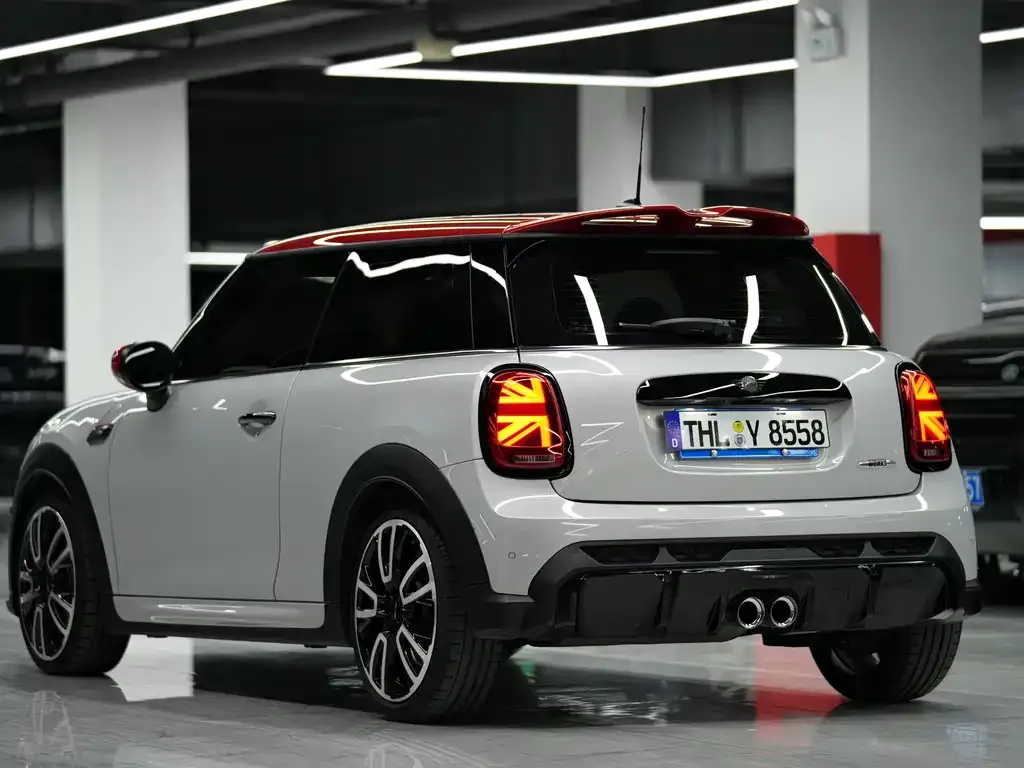 MINI JCW (John Cooper Works) — фото 9