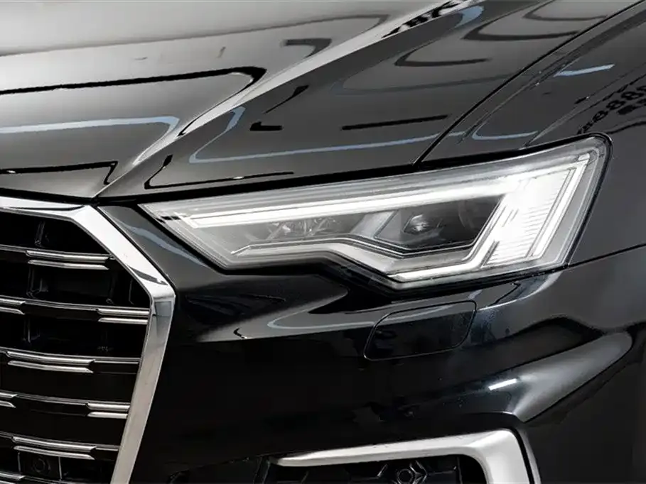 Audi A6L — фото 7