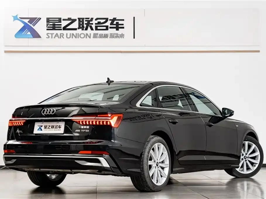 Audi A6L — фото 4