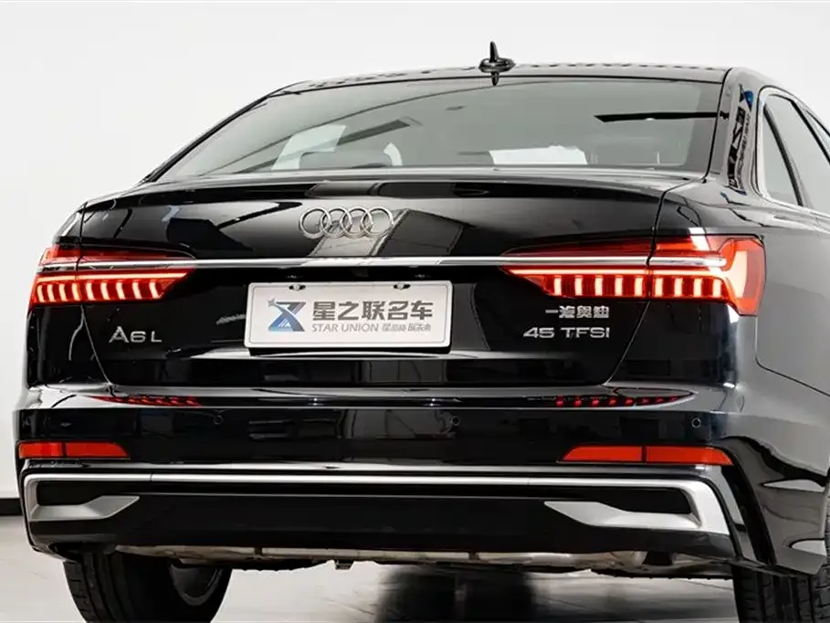 Audi A6L — фото 6