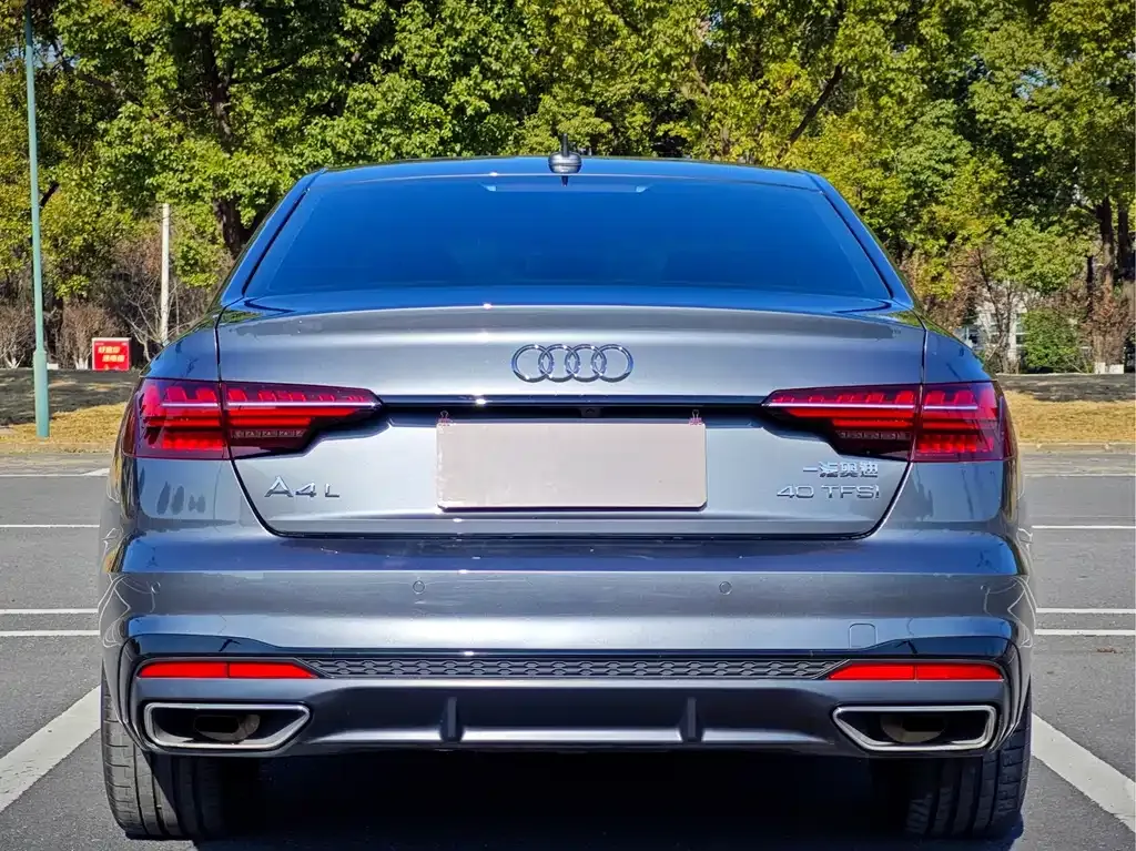 Audi A4L — фото 9