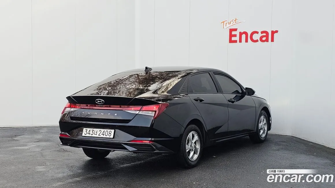 Hyundai AVANTE — фото 3