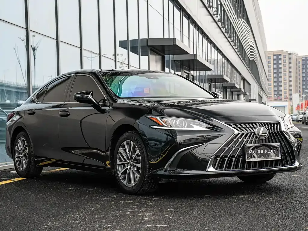 Lexus ES — фото 6