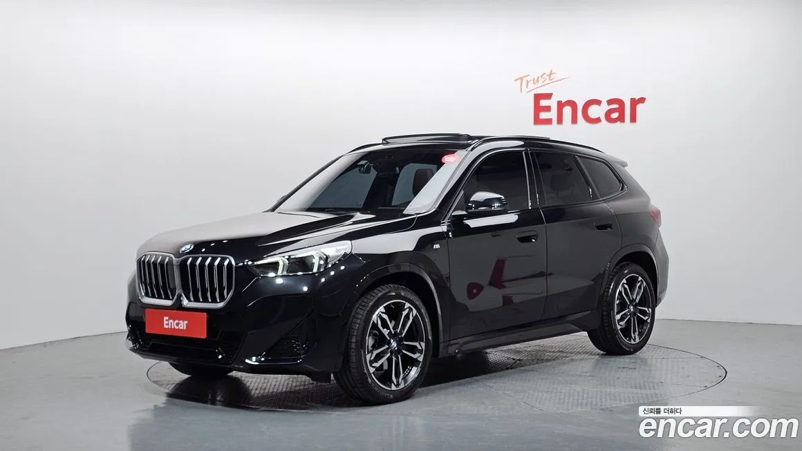 BMW X1 — фото 1