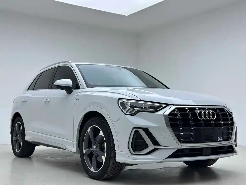 Audi Q3 — фото 4