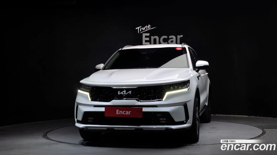 Kia Sorento — фото 9