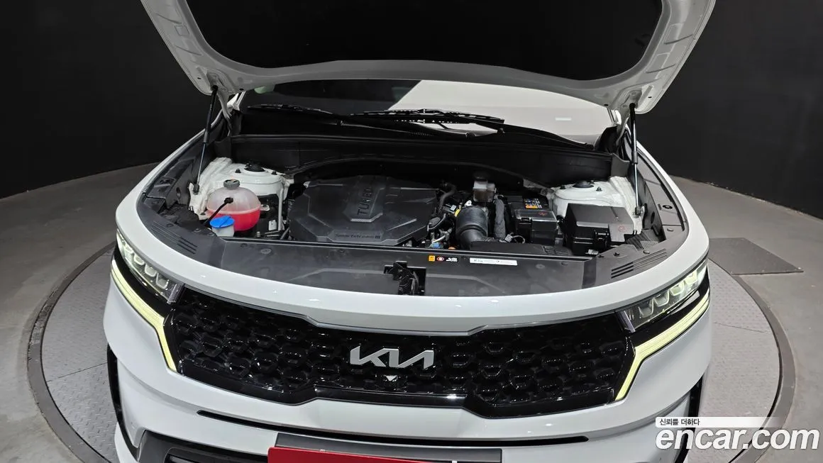 Kia Sorento — фото 5
