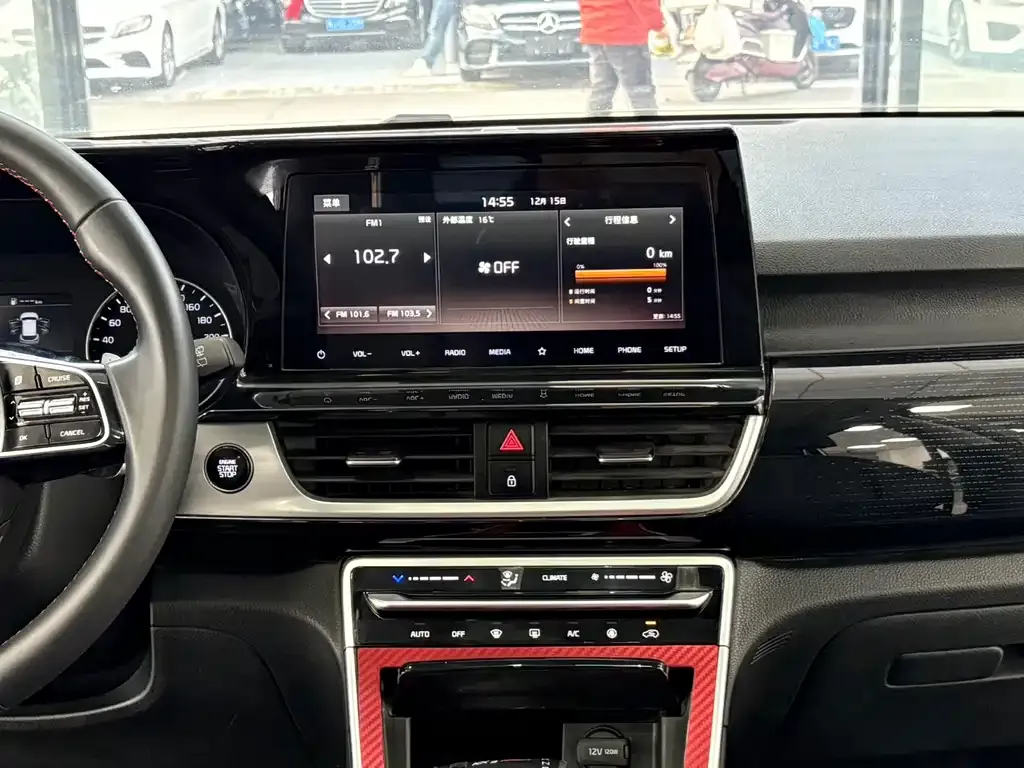 Kia KX3 — фото 10