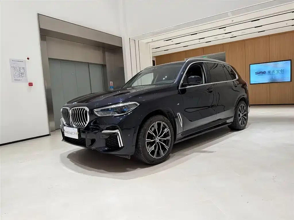 BMW X5 — фото 1