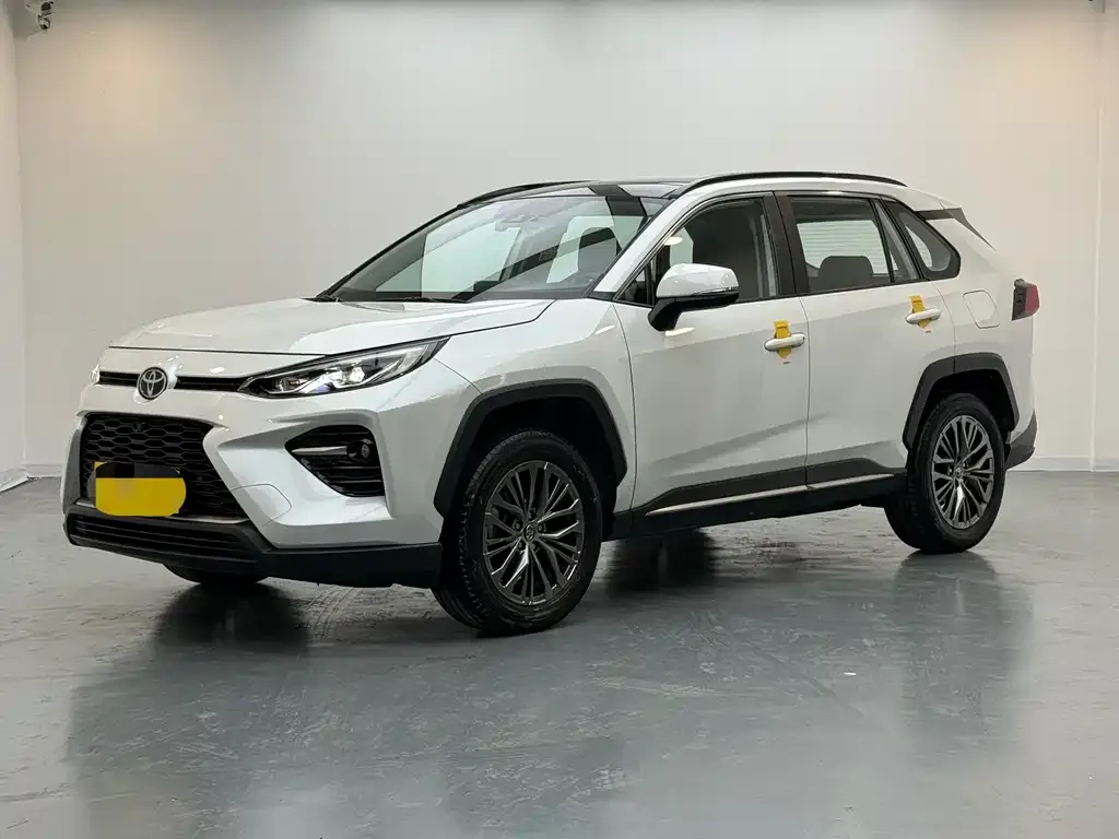 Toyota Wildlander — фото 1